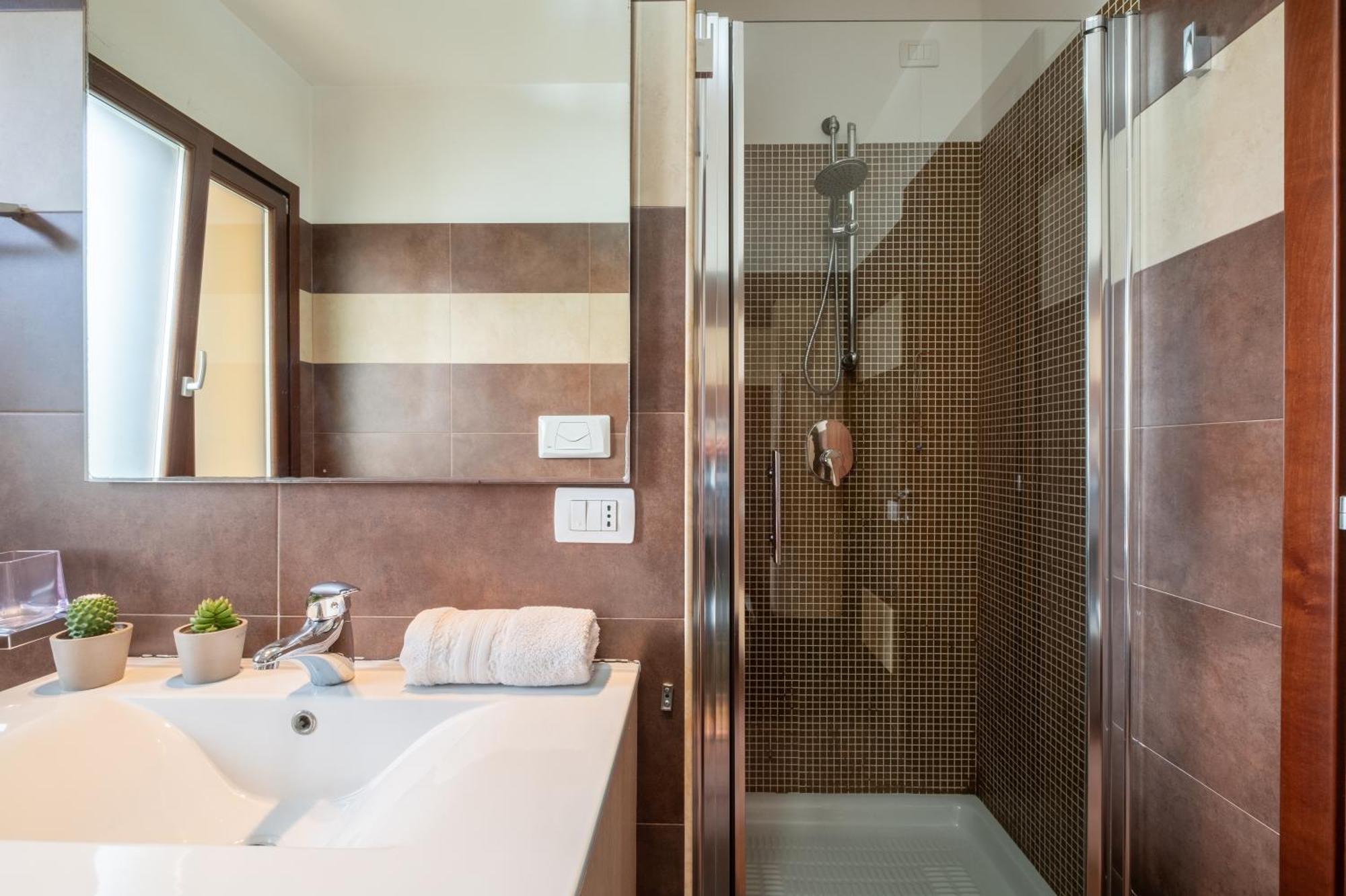 Butterfly Apartment Cagliari - Self Check-In, No Kitchen Ngoại thất bức ảnh