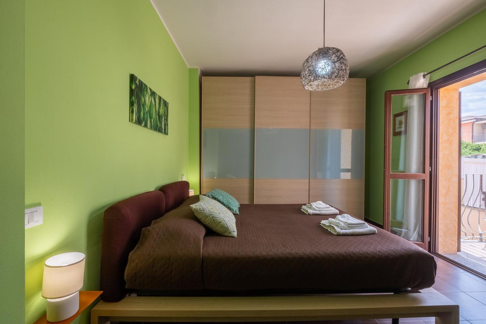 Butterfly Apartment Cagliari - Self Check-In, No Kitchen Ngoại thất bức ảnh